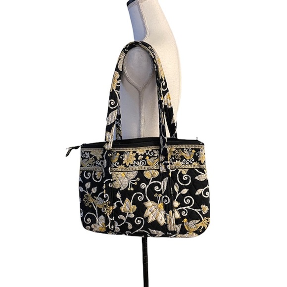 Vera Bradley Handbags - ❤️HOST PICK❤️…Vera Bradley Yellow Bird Shoulder Bag